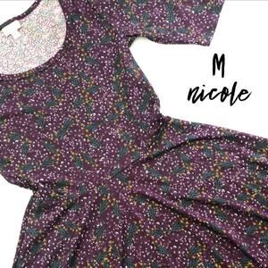 LuLaRoe Nicole Medium